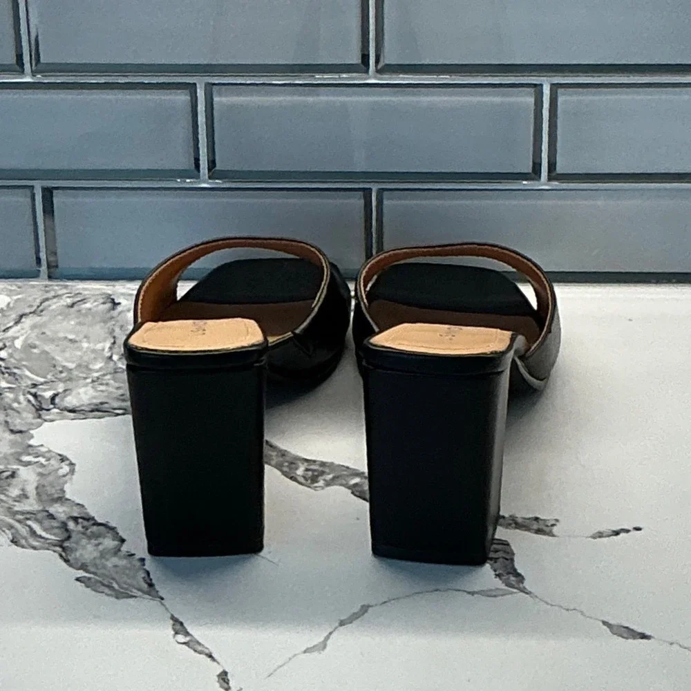 Lisa Vicky Vital-V Black Sheep Nappa Leather Square Toe Block Heel Sandals 7.5M‎